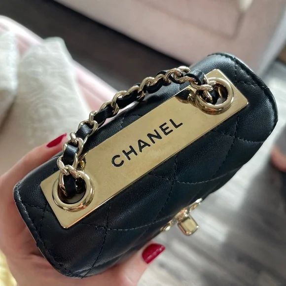 Chanel trendy cc mini black flap gold hardware - Picture 5 of 17